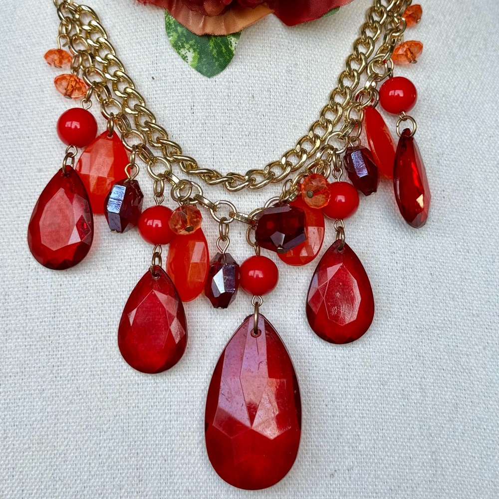 You & I Red Statement Necklace Gold Tone Chain with Faceted Teardrop Stones